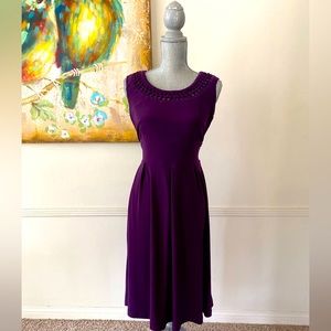 DANNY & NICOLE 💜PURPLE💜 SLEEVELESS BELTED DRESS SIZE 10 🌟EUC🌟